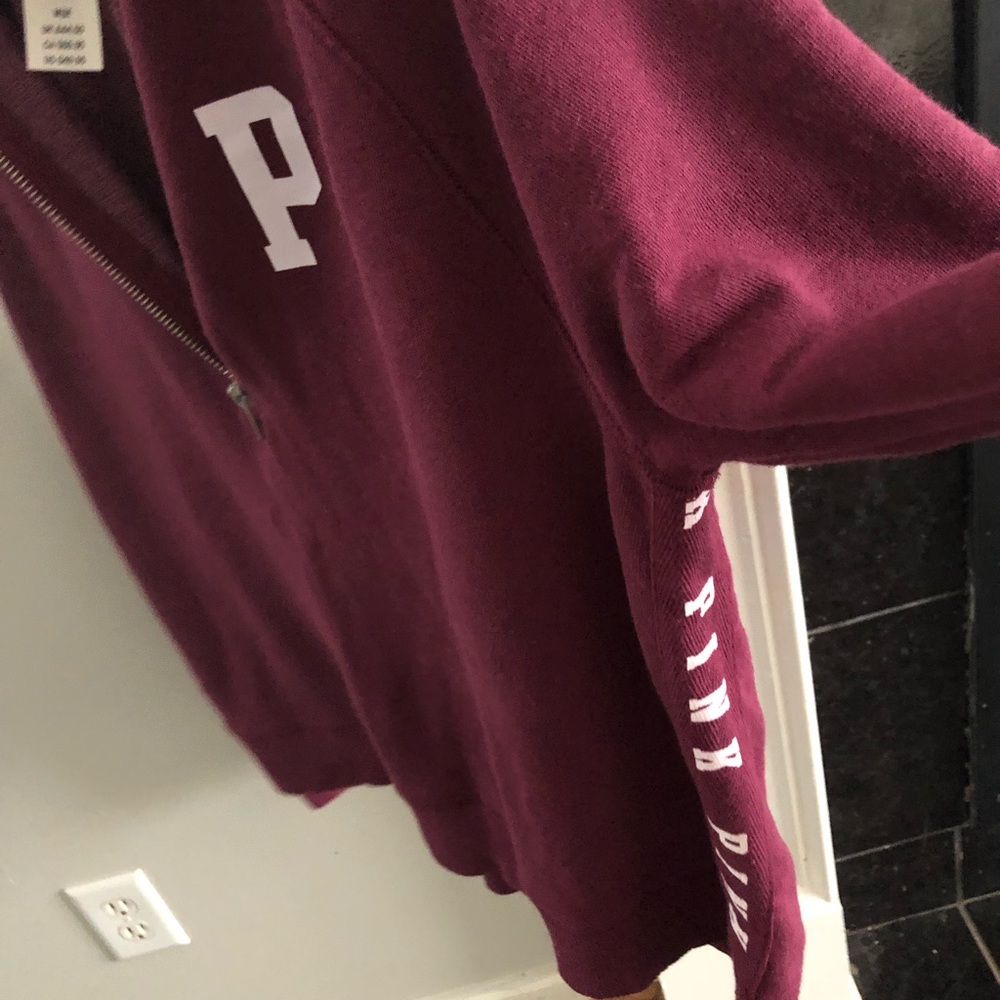 PINK Pullover - Picture 2 of 3